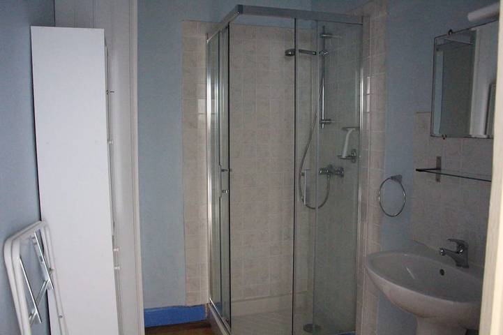 Location de vacances pour 4 personnes, avec terrasse et jardin à Murat-le-Quaire - 4