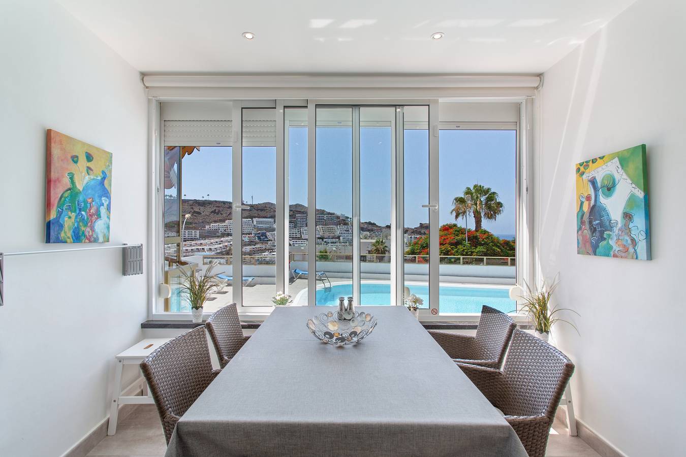 Estudio entero, Estudio vacacional 'Brisas Canarias' con piscina compartida, Wi-Fi y aire acondicionado in Mogán, Gran Canaria Sur