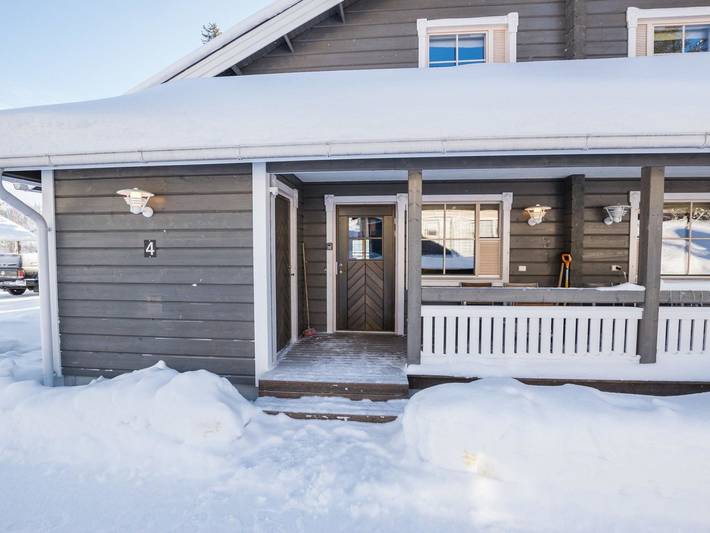 Aurinko-saaga 4 paritalo in Ukkohalla, Kainuu