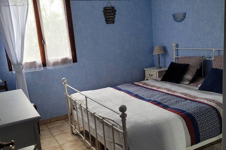 Country house at the foot of the Luberon in Lauris, Parque natural regional del Luberon