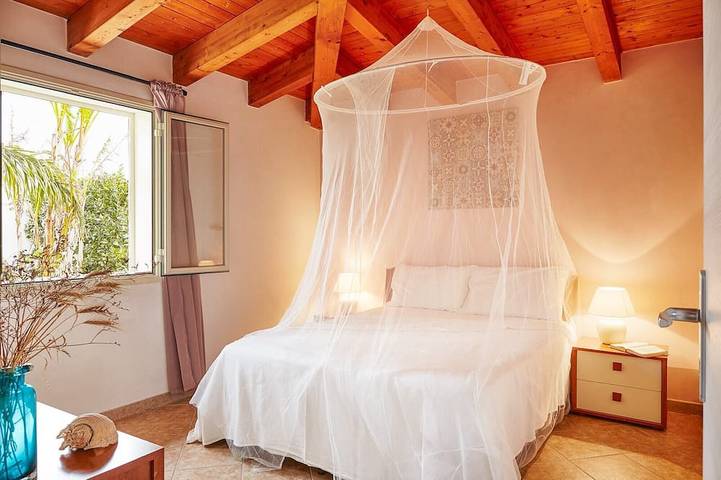 Dos apartamentos en la villa in Santa Maria del Focallo, Ispica