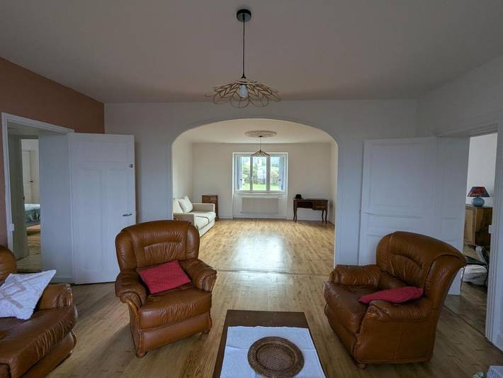 Location de vacances pour 6 personnes, avec vue et jardin à Mouton (homonymie)