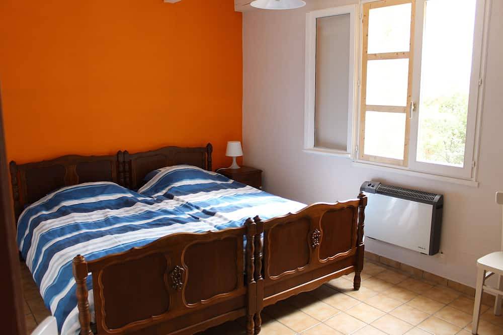 Villa provencale avec piscine tout confort in Carsan, Région de Nîmes