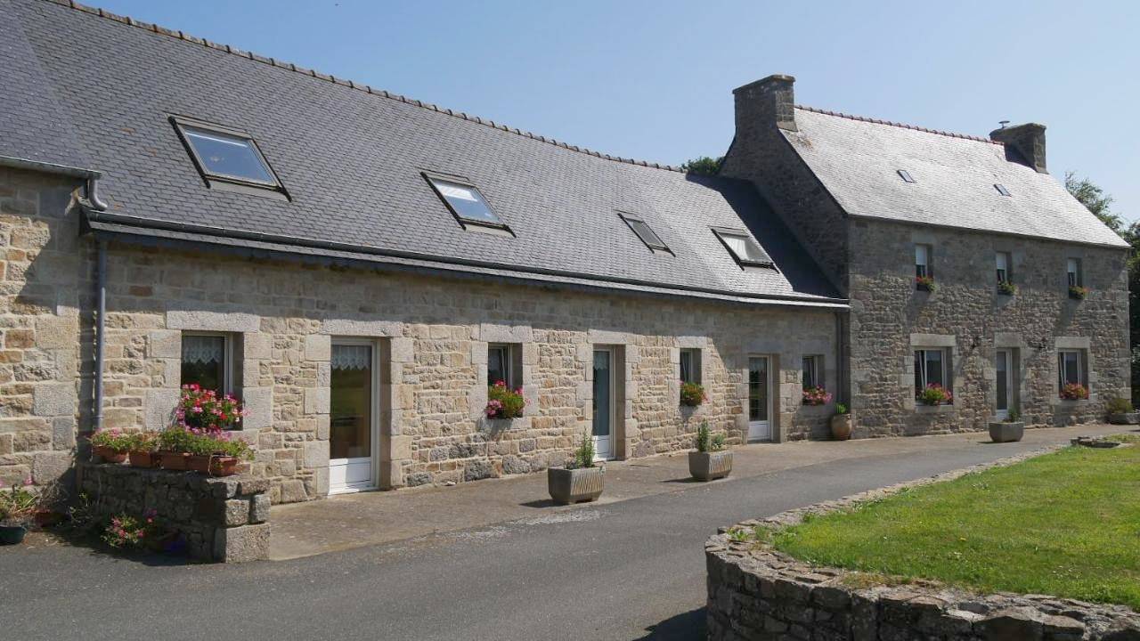 Double Room with Garden View in Plouzélambre, Ceinture Dorée