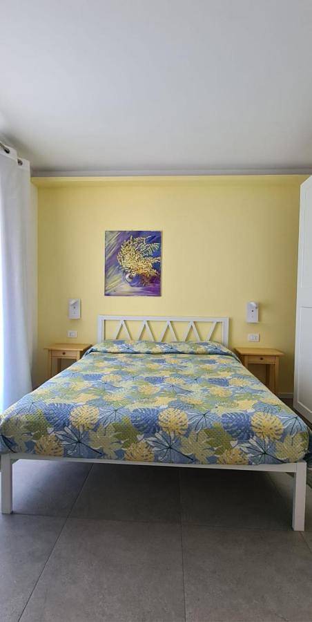 Il Melograno in Peschiera del Garda, Gardasee-Berge