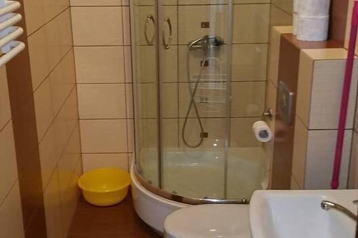 Ganze Wohnung, Lazy Town Apartment - Ein Schlafzimmer Wohnung, Schläft 4 in Granica Łazy, Jezioro Jamno