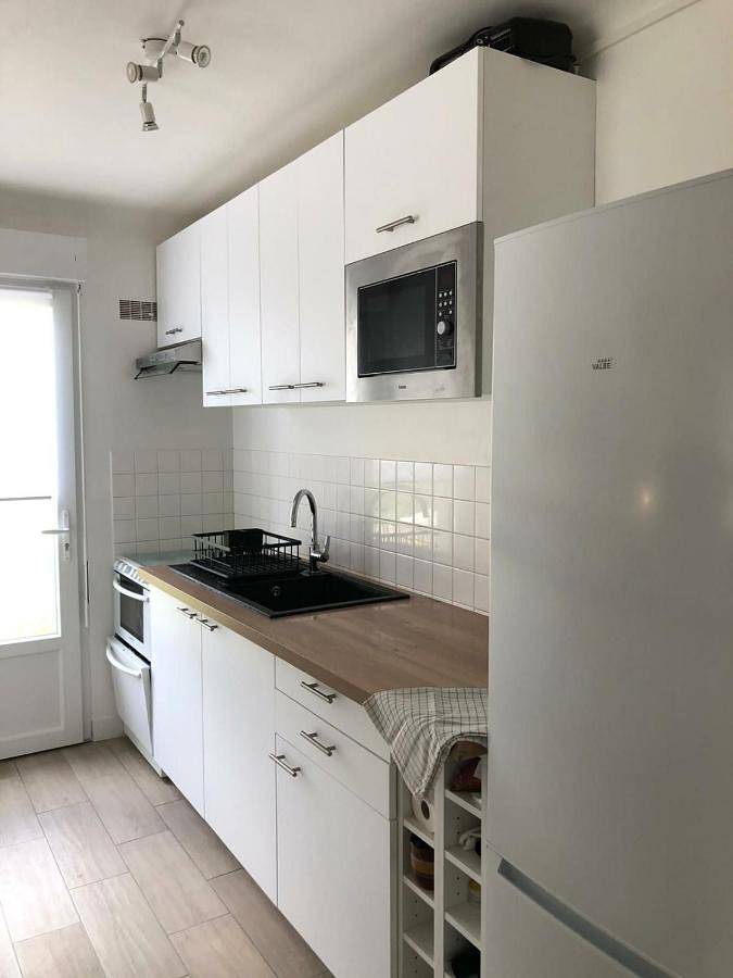 Appartement entier, One-Bedroom Apartment in Billiers, Côte des Mégalithes