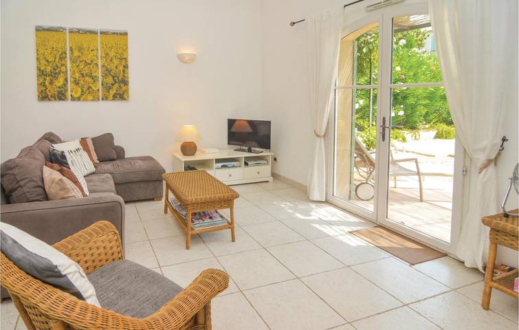 Location de vacances pour 6 personnes, avec terrasse et jardin à Saint-Rémy-de-Provence - 4