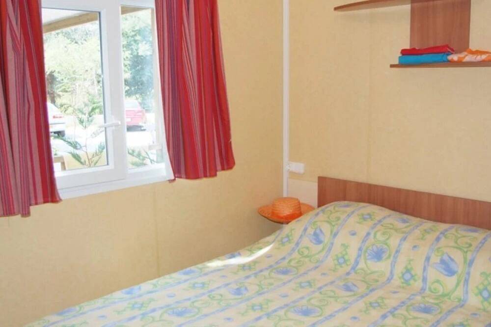 Camping 3 étoiles - Piscine  - ccbaeig in Moustiers-Sainte-Marie, Verdon Regional Natural Park