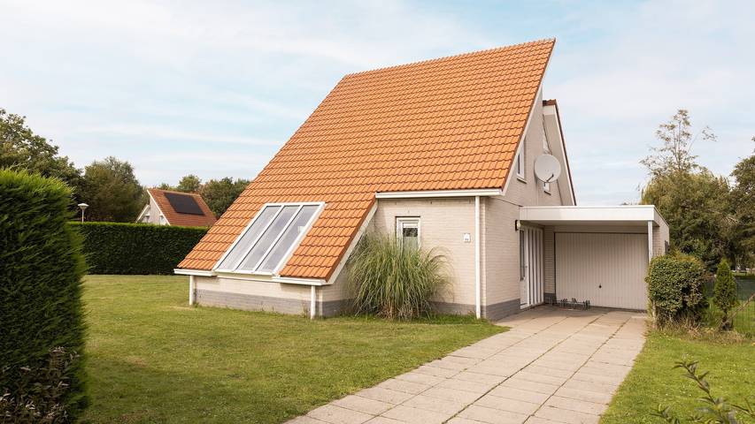 Vakantiehuis voor 6 personen, met terras en balkon/terras in Scharendijke