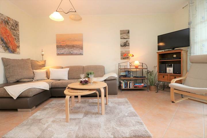 Ferienwohnung für 3 Personen, mit Seeblick und Terrasse - 1