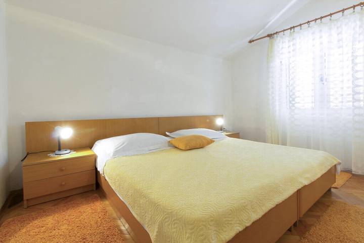 Ferienwohnung für 4 Personen, mit Terrasse in Primosten - 3