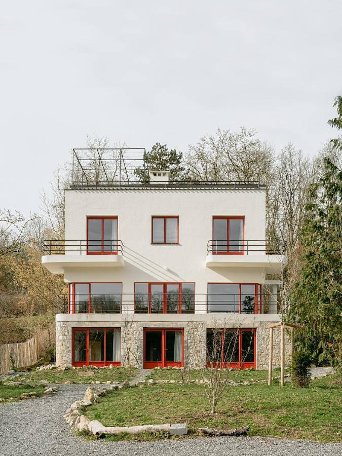Villa für 12 Personen, mit Ausblick und Garten - 1