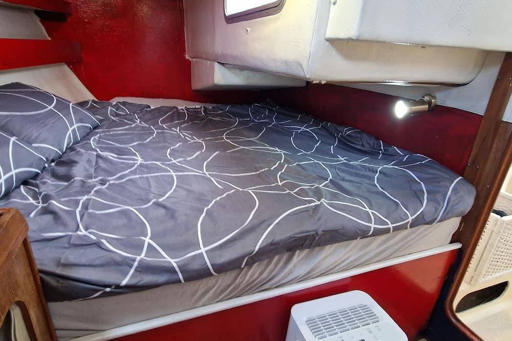 Large sailing yacht with all comfort in Cherbourg-Octeville, Cherbourg-en-Cotentin