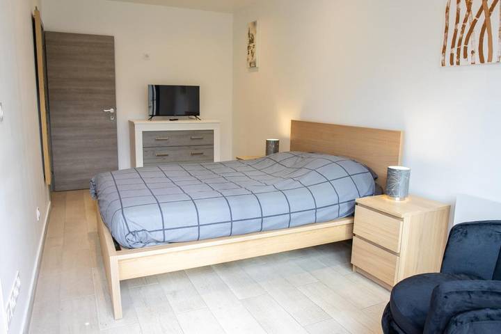 Location de vacances pour 8 personnes, avec jardin, animaux acceptés à Champigny-sur-Marne - 3