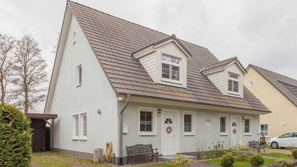 Ferienhaus für 6 Personen, mit Terrasse und Garten in Mölschow