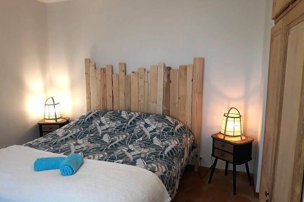 Quiet 3-bedroom villa with private pool in Villecroze, Draguignan Region