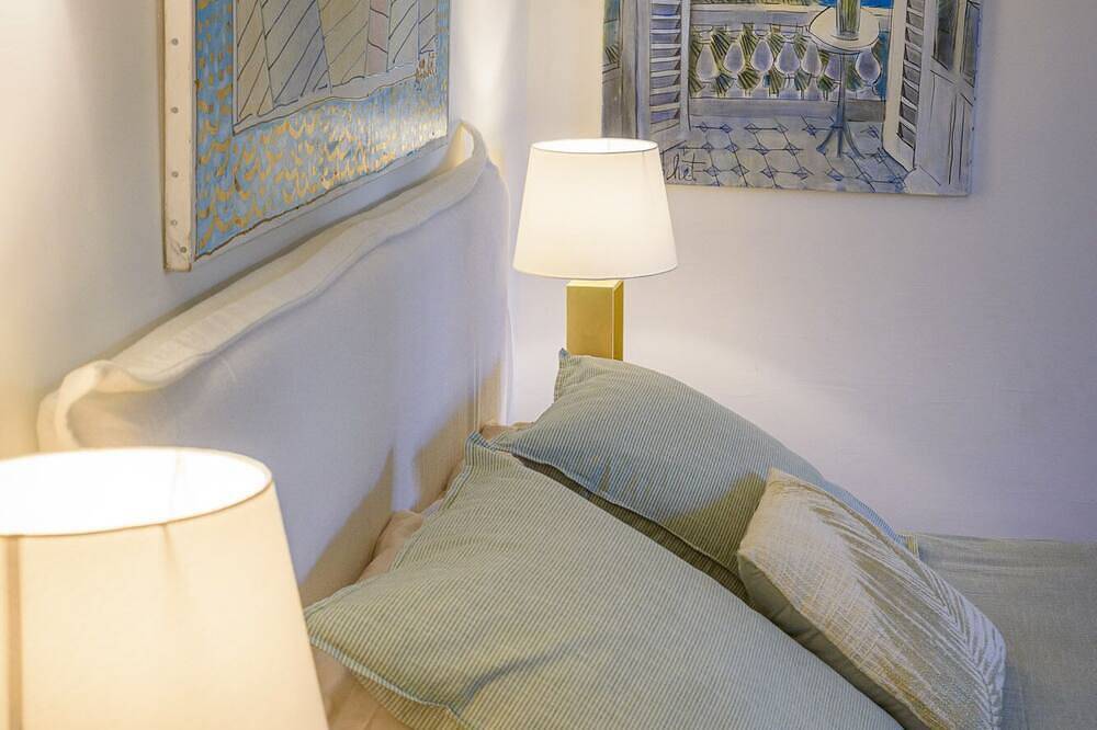 One minute walk from the port,  private pool and car park in Saint-Tropez, Mittelmeerküste (Frankreich)