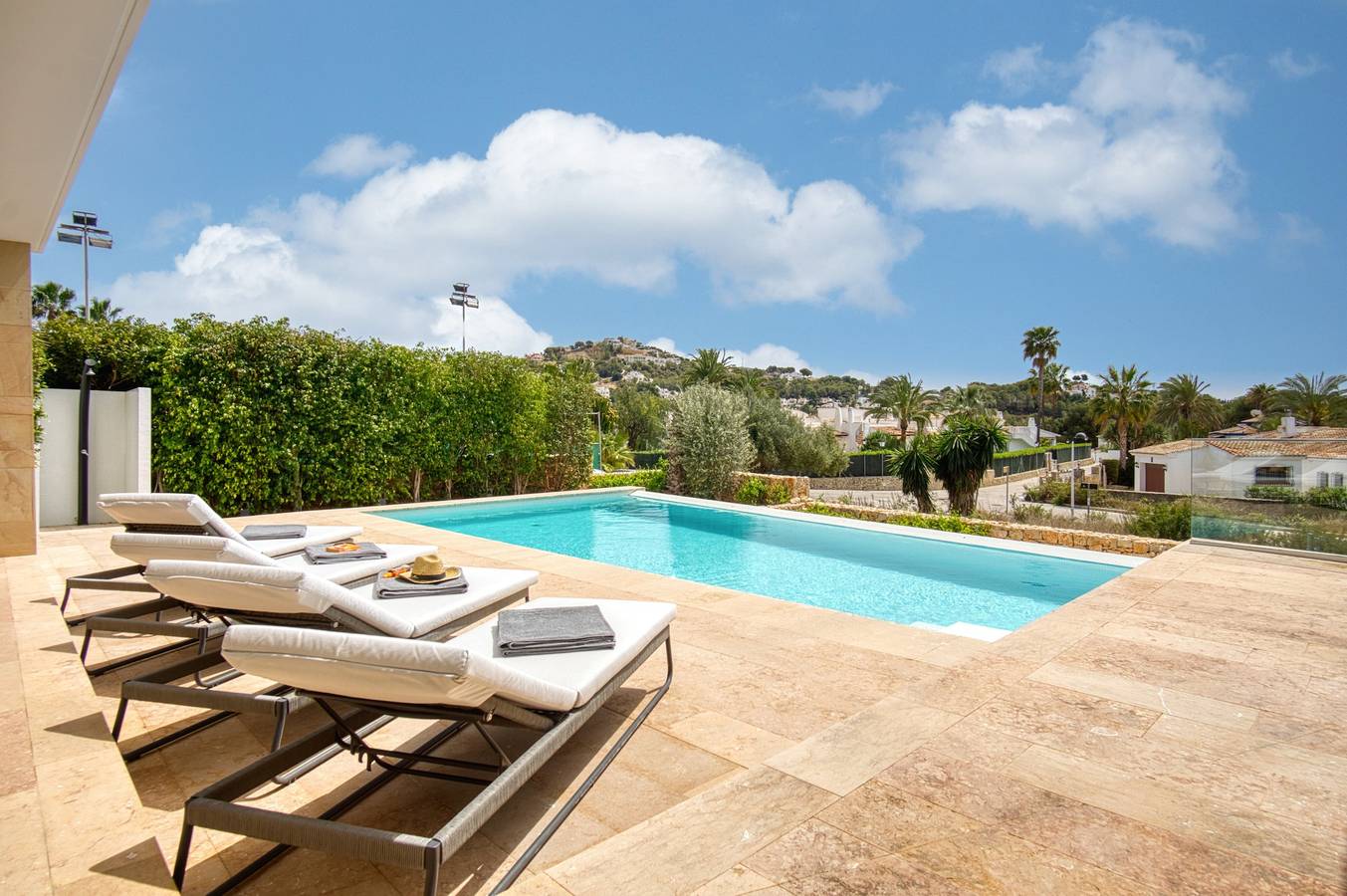 Villa « Azul » avec vue sur la montagne, Wi-Fi et climatisation in Teulada, Costa Blanca