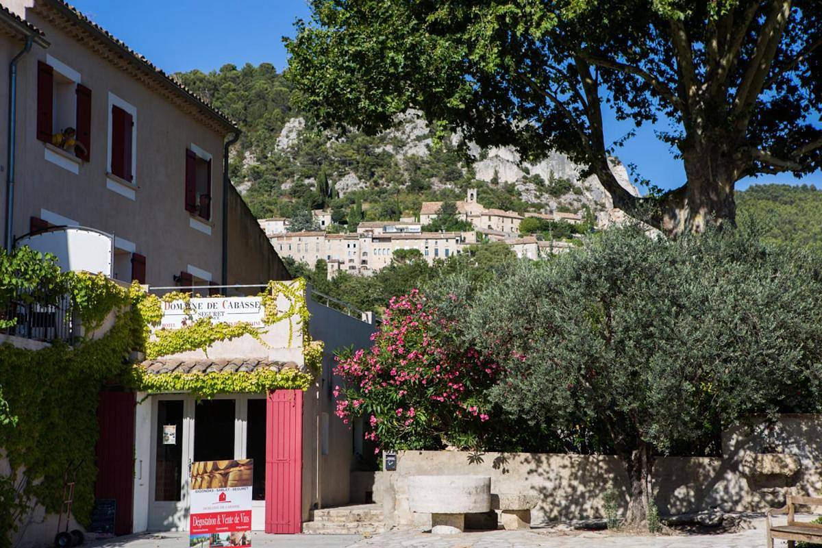Hotellerie du Domaine de Cabasse in Séguret, Vaucluse