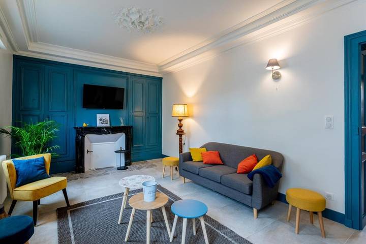 Location de vacances pour 13 personnes, avec terrasse à Fontevraud-l'Abbaye - 3