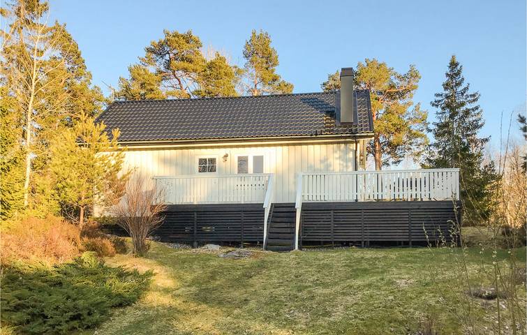 Ferienhaus für 4 Personen, mit Terrasse und Garten in Väddö - 2