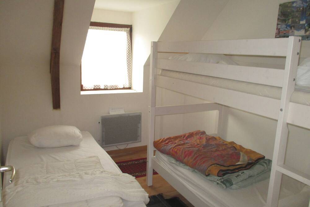 Quiet Breton house in Limerzel, Región de Vannes