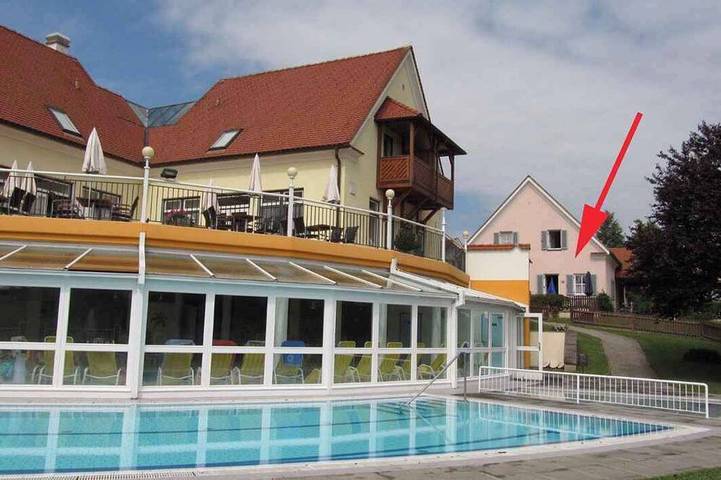 Ferienhaus für 4 Personen, mit Pool und Sauna sowie Garten - 1