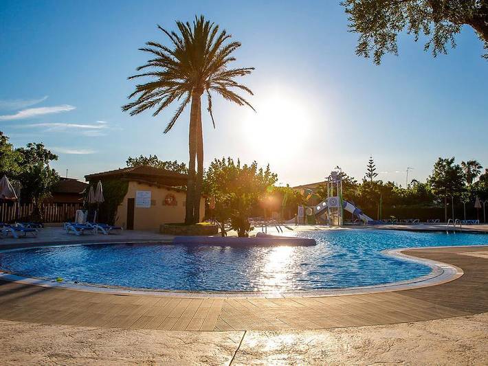 Camping für 4 Personen, mit Terrasse und Kinderpool in Cambrils