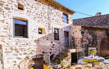 Ferme pour 4 Personnes dans Rochessauve, Privas, Photo 1