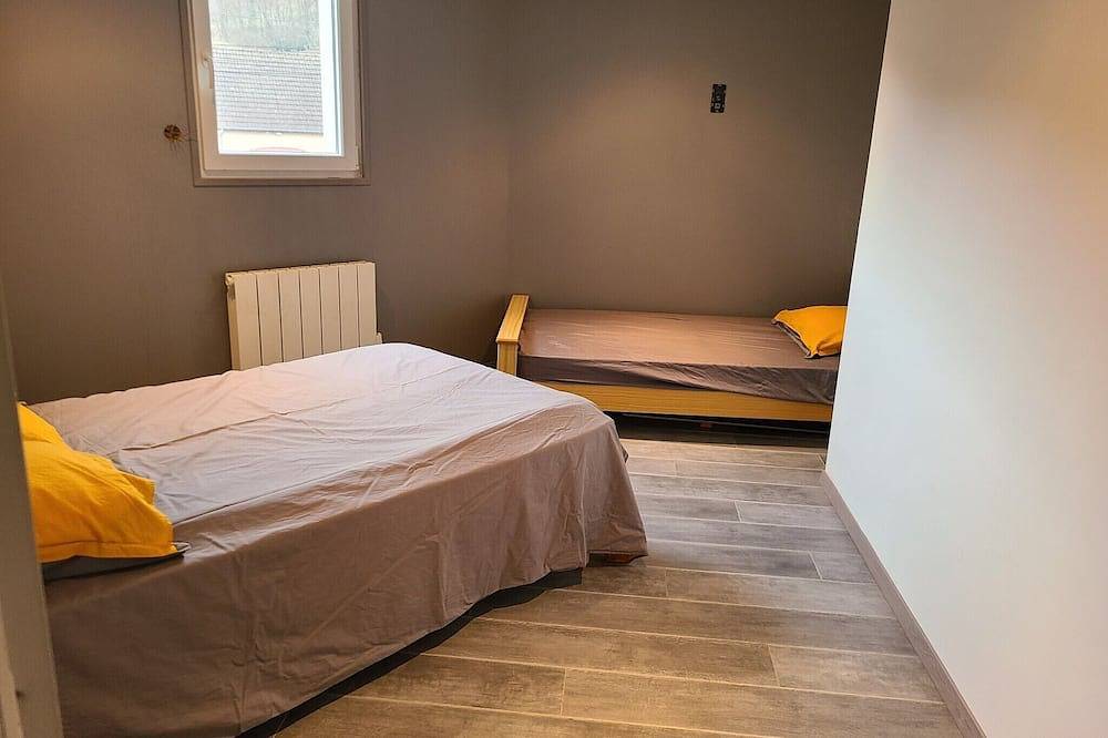 Appartement entier, Appartement 80 M² en Bourgogne in Le Creusot, Région d'Autun