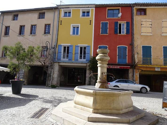 Location de vacances pour 6 personnes, avec Vue à Buis-les-Baronnies