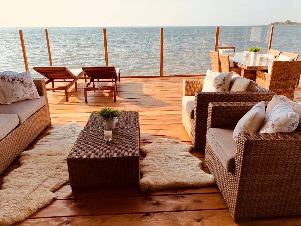 Three-Bedroom Chalet in Bovenkarspel, Markermeer