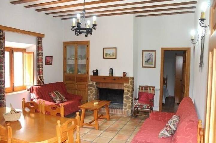 Gîte pour 25 personnes, avec balcon ainsi que jardin et piscine à Moratalla - 4