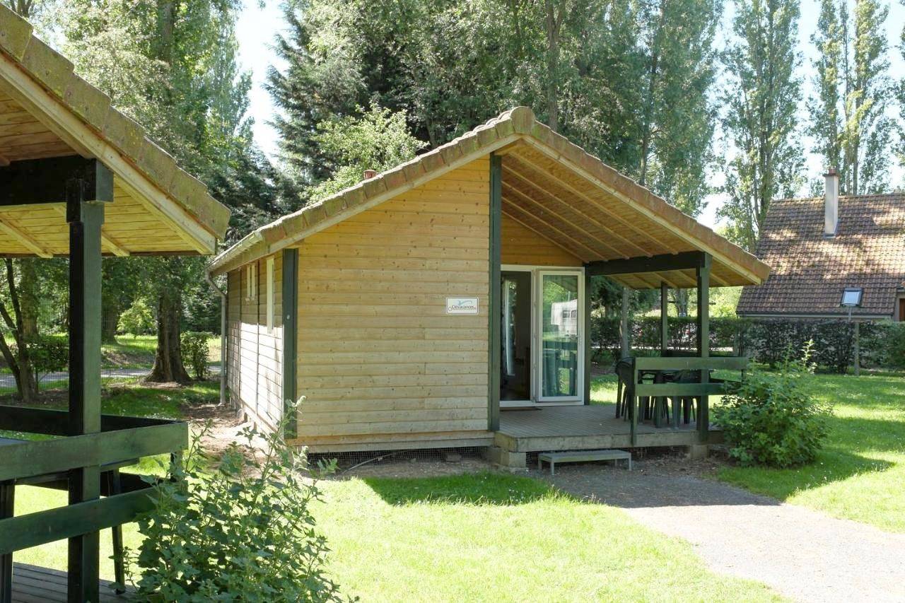 Camping Du Port De Plaisance in Péronne (Somme), Région de Péronne