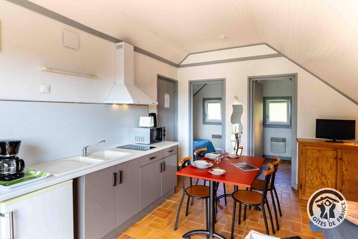 Chalet pour 3 personnes, avec jardin, animaux acceptés dans l' Ariège - 2