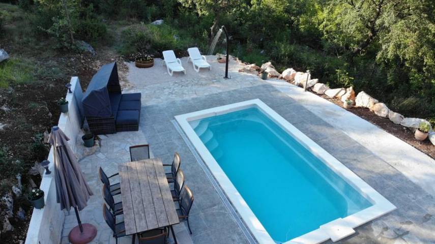 Ferienhaus für 5 Personen mit Garten in Dalmatinisches Zagora