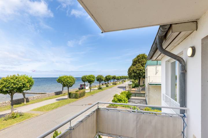Ferienwohnung für 4 Personen, mit Balkon an der Kieler Bucht
