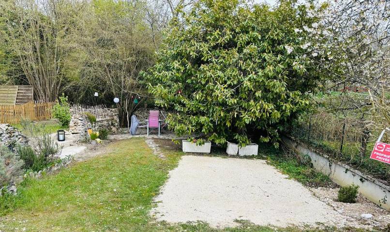 Location de vacances pour 2 personnes, avec jardin et terrasse à Tanlay - 2