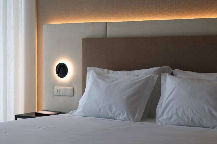 Hôtel pour 2 personnes, avec terrasse et piscine à Maia