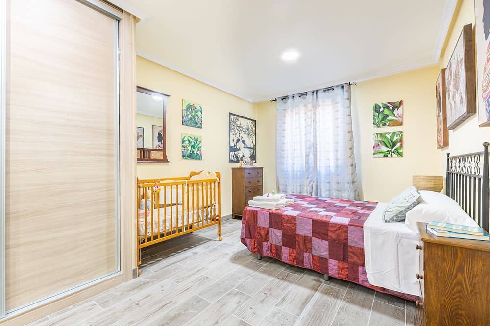 Entire apartment, Deluxe Apartment 3 Bedrooms Las Berzosas in Cercedilla, Puerto de Navacerrada