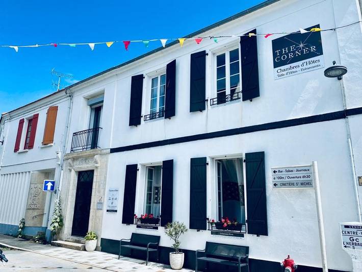 Chambre d’hôte pour 6 personnes, avec Jacuzzi ainsi que Terrasse et Jardin