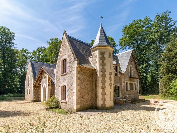Gîte pour 4 personnes, avec Terrasse et Jardin à Baugé-en-Anjou