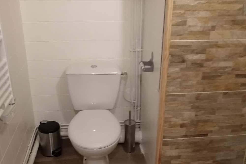 Entire apartment, Cosy apartment at the foot of the slopes in Saint-Jean-Montclar, Montclar