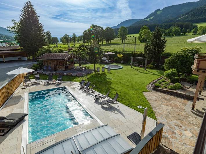 Ferienwohnung für 8 Personen, mit Sauna und Pool sowie Ausblick und Garten, mit Haustier in Brixen im Thale - 3