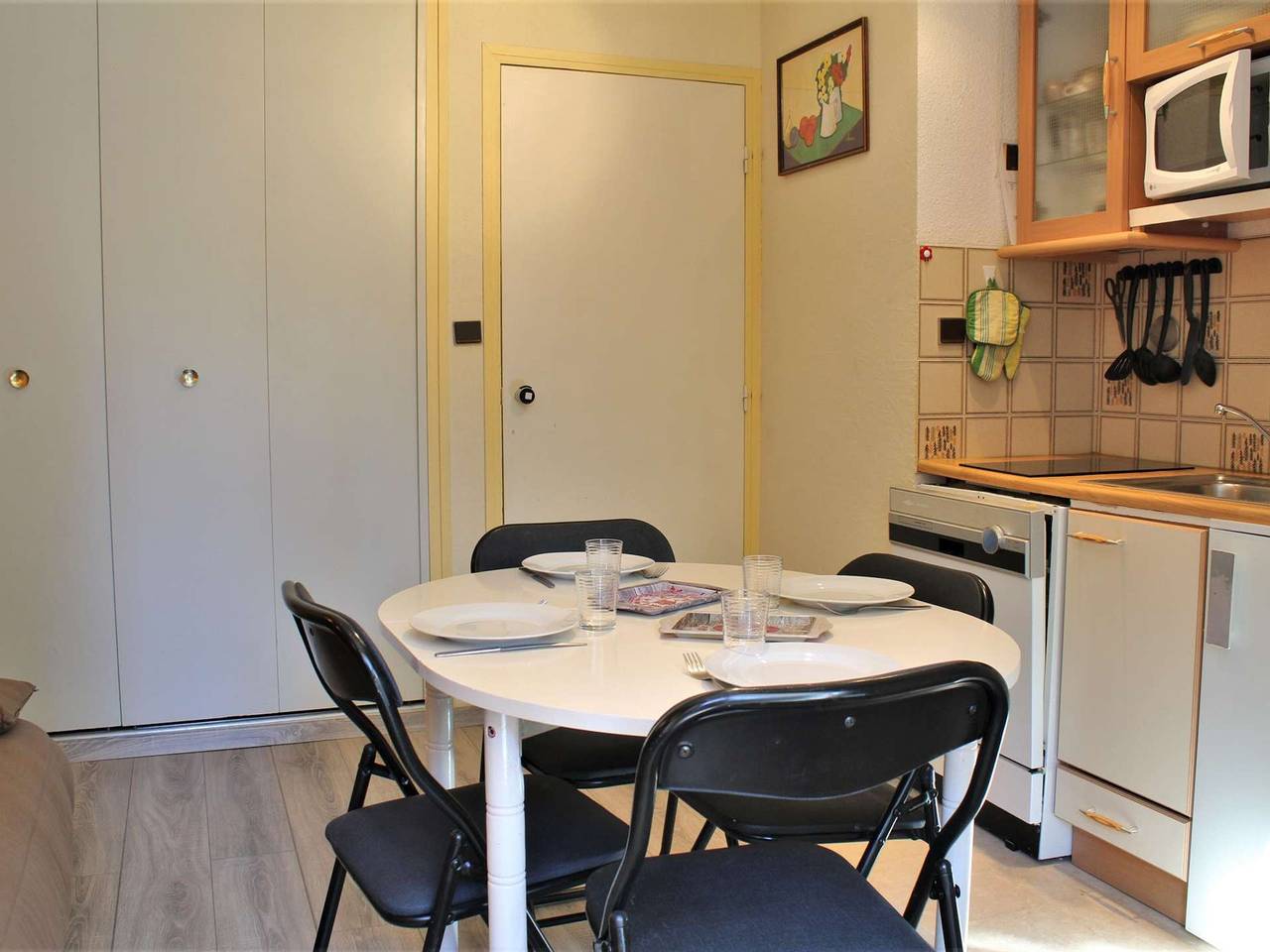 Appartement entier, Studio Cabine 4 Pers, Pied de Piste, Centre Station in Station de Risoul, Risoul