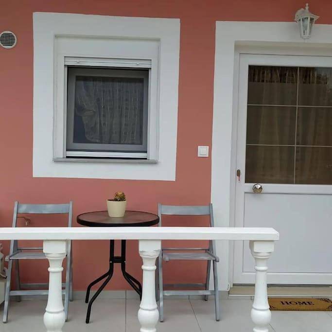 Appartement de vacances pour 3 personnes, avec Balcon et Terrasse ainsi que Jardin et Vue
