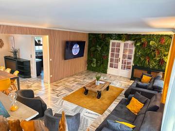 Cottage pour 16 personnes, avec jardin à Saint-Fargeau-Ponthierry