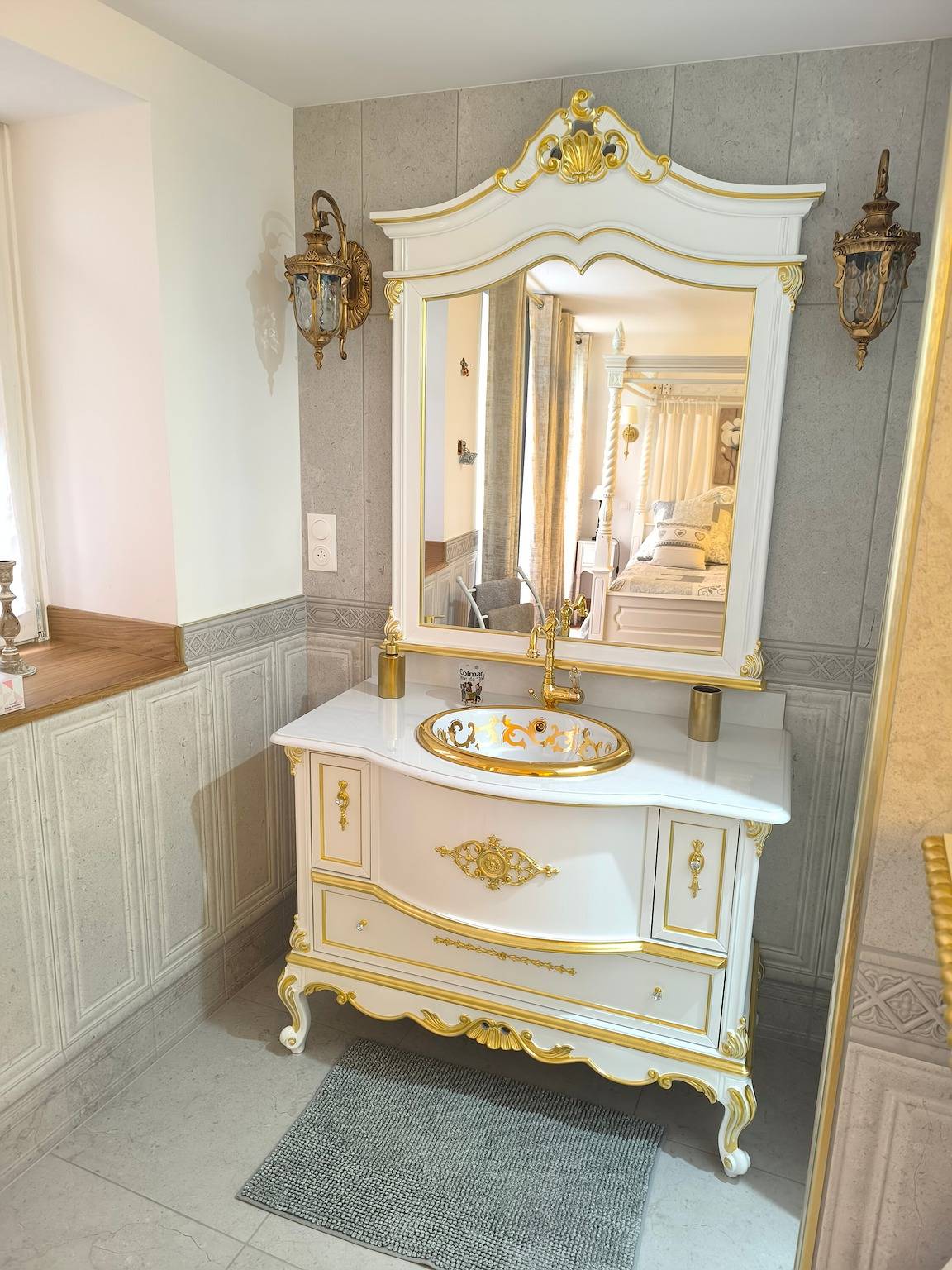 Chambre d’hôtes « Demeure D’antan – Chambre Romance » avec terrasse et jardin partagés, Wi-Fi in Beblenheim, Région de Ribeauvillé