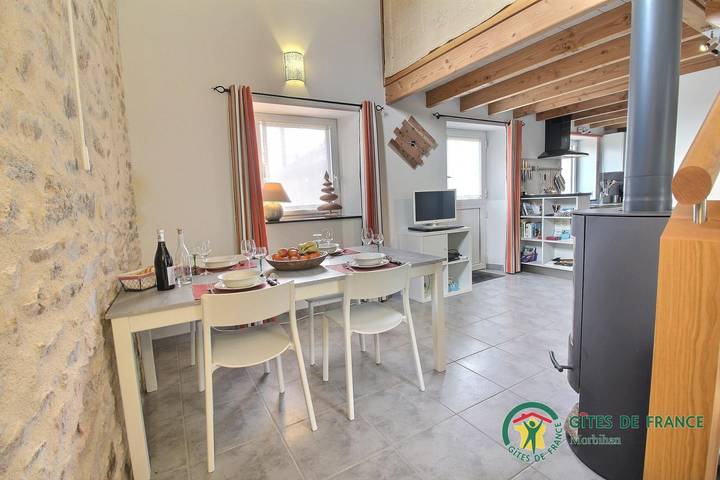 Gîte pour 4 personnes, avec jardin ainsi que terrasse et jacuzzi à Nivillac - 4